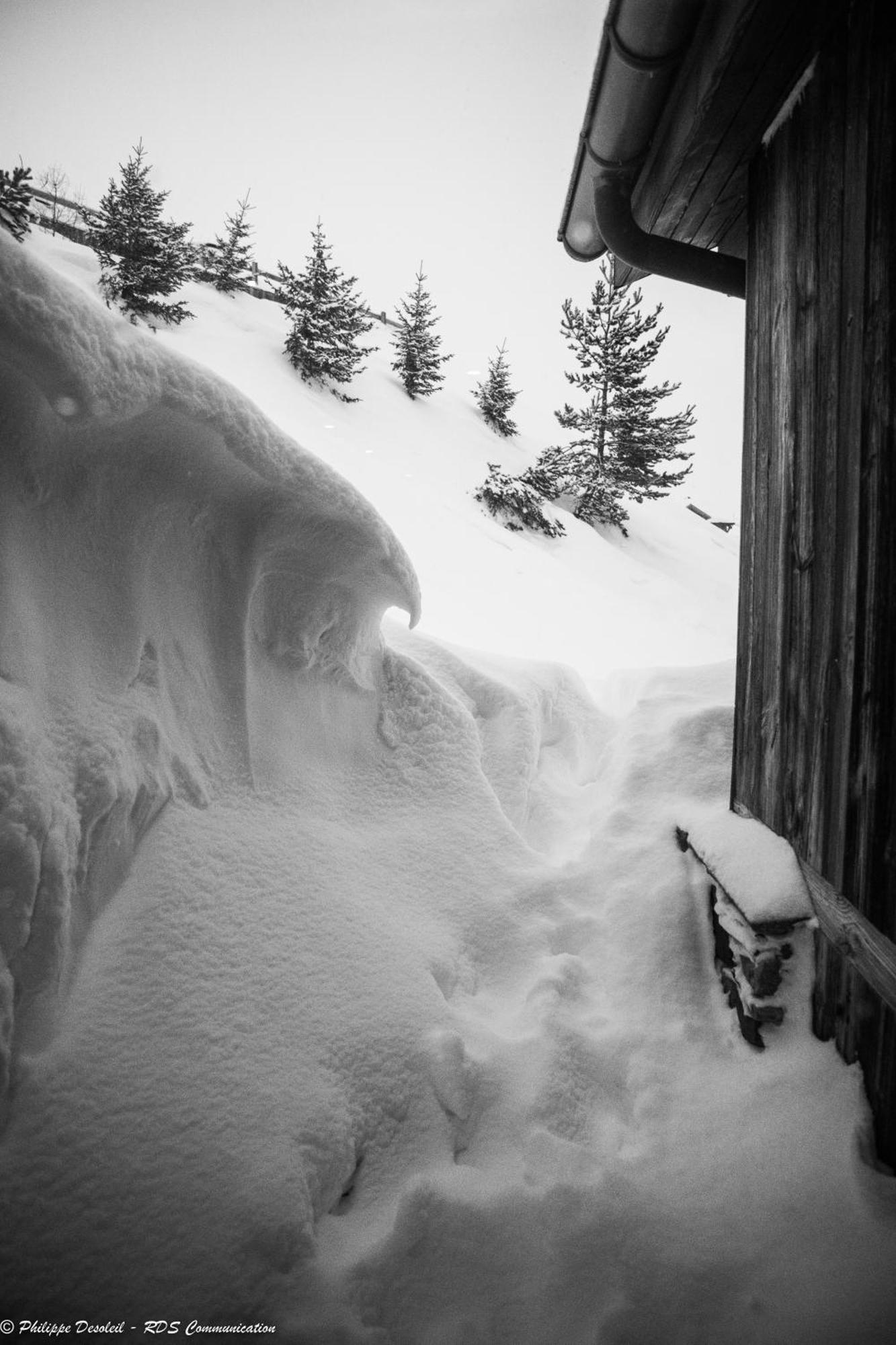 Hillary Hotel Les Menuires Buitenkant foto